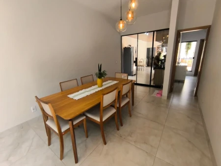 Casa no Jardim Atlântico