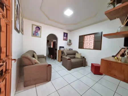 Casa no Residencial Lírios do Campo