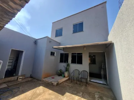 Sobrado no Setor São Bernardo