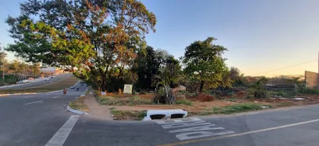 Área Comercial no Jardim Bela Vista