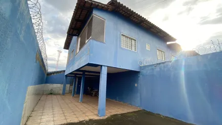 Prédio Comercial no Bairro Ilda