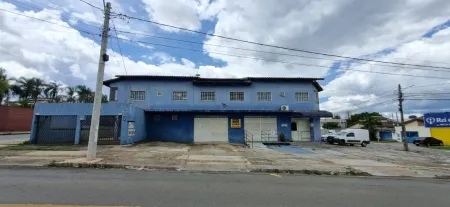 Prédio Comercial no Bairro Ilda