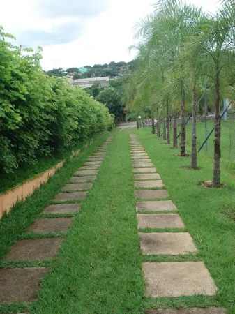 Área no Mansões Goianas