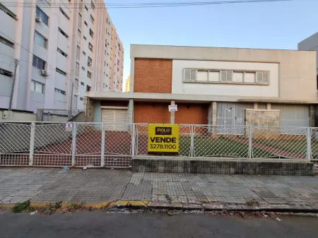 Sobrado Comercial no Setor Sul