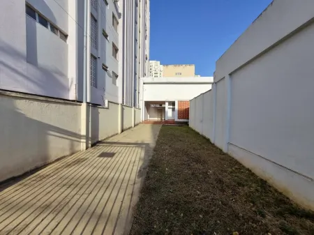 Sobrado Comercial no Setor Sul