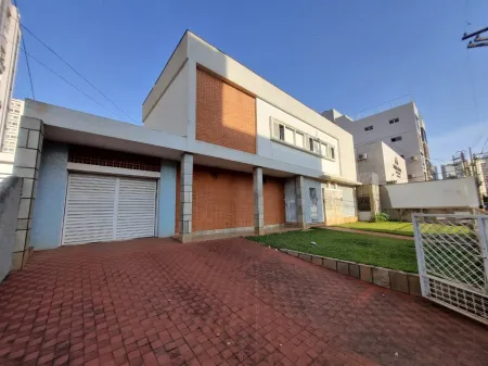 Sobrado Comercial no Setor Sul