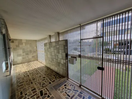 Sobrado Comercial no Setor Sul