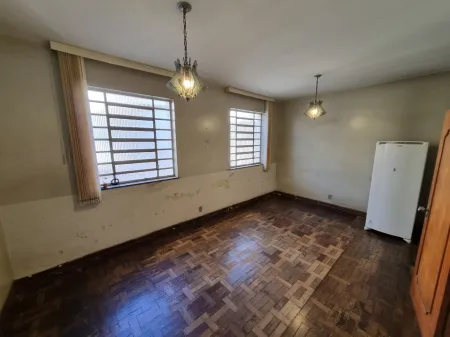 Sobrado Comercial no Setor Sul