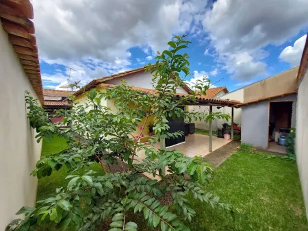 Casa no Residencial Florença
