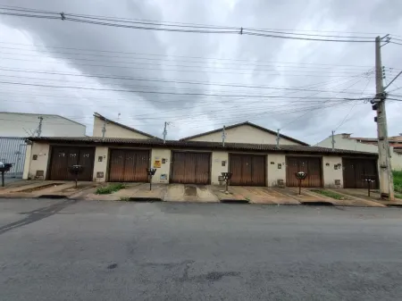 Casas no Residencial Solar Bougainville