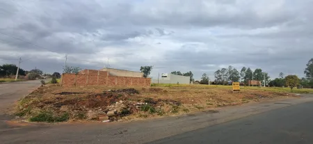 Área Comercial no Residencial Linda Vista - de Frente a Rodovia Go-040, Próximo ao Anel Viário