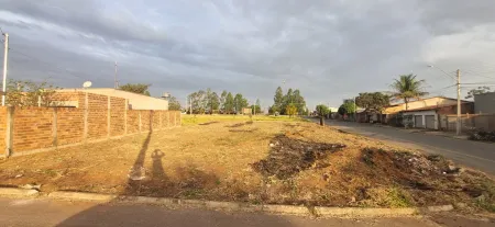 Área Comercial no Residencial Linda Vista - de Frente a Rodovia Go-040, Próximo ao Anel Viário