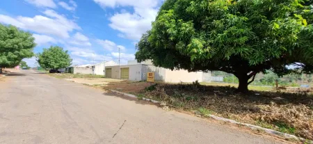 Lotes em Trindade