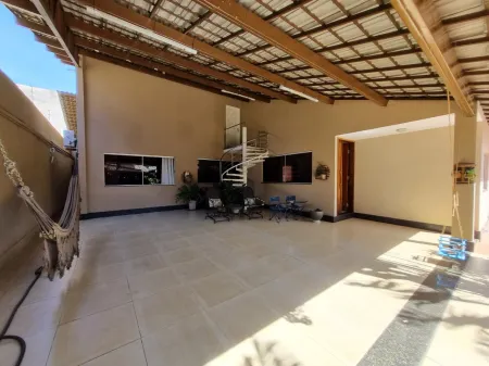 Casa no Jardim Atlântico