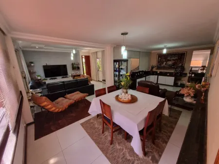 Casa no Jardim Atlântico