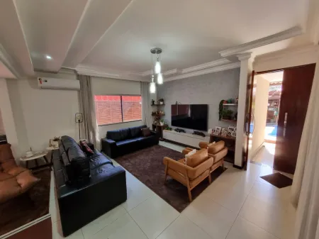 Casa no Jardim Atlântico