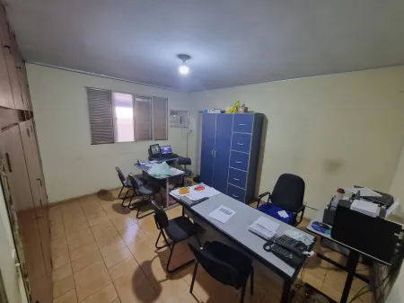 Casa Comercial no Setor Aeroporto