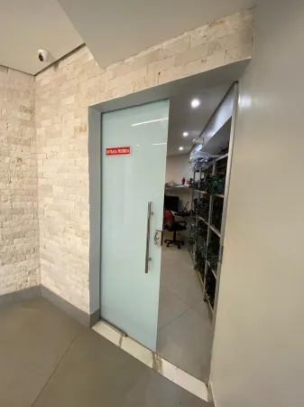 Sobrado Residencial e Comercial no Parque Amazônia