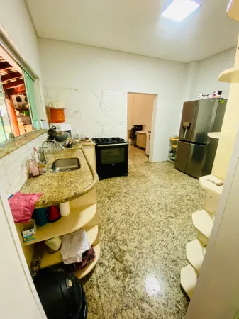 Sobrado Residencial e Comercial no Parque Amazônia