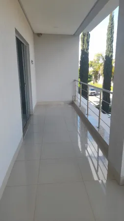 Sobrado Jardins Madri