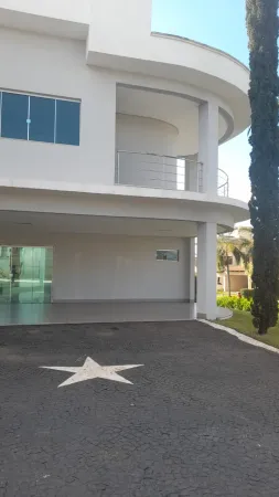 Sobrado Jardins Madri