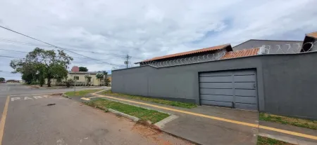 Casa no Bairro Itapuã