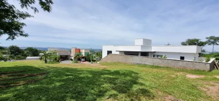 Lote no Condomínio Vale Verde