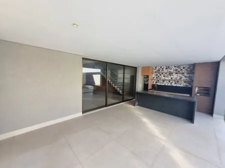 Sobrado no Residencial Goiânia Golfe Clube