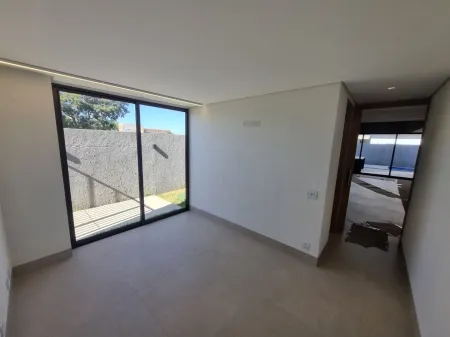 Sobrado no Residencial Goiânia Golfe Clube