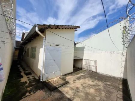 Casa no Parque Veiga Jardim