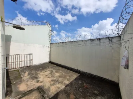 Casa no Parque Veiga Jardim