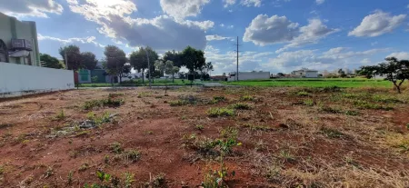 Área no Residencial Canadá