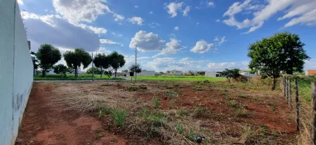 Área no Residencial Canadá