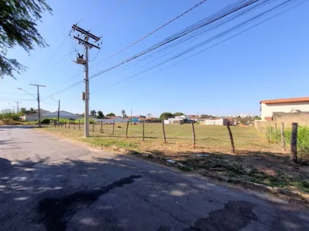 Terreno no Jardim Atlântico