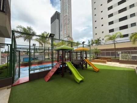 Atmosphere Front Park