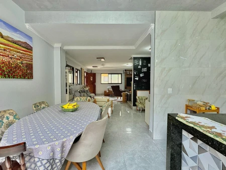 Sobrado no Residencial Solar Yunem