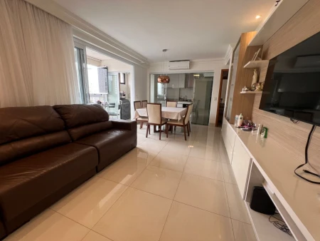 Like Bueno Residence