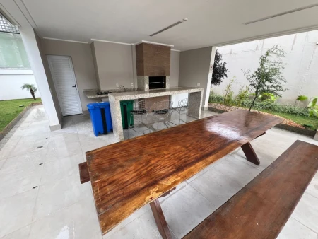 Like Bueno Residence