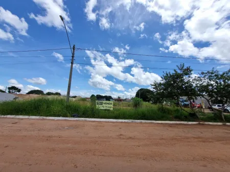 Área Comercial Condomínio das Esmeraldas