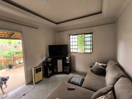Casa Comercial no Jardim Veneza