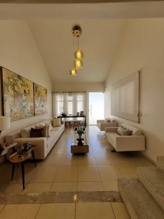 Sobrado com 5 Quartos à Venda, 359M² no Parque Amazônia - Goiânia