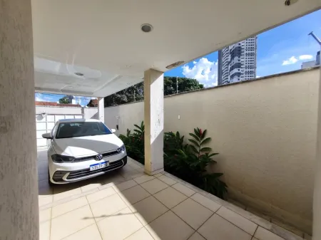 Sobrado com 5 Quartos à Venda, 359M² no Parque Amazônia - Goiânia
