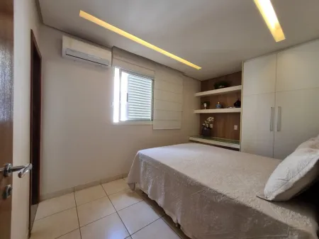 Sobrado com 5 Quartos à Venda, 359M² no Parque Amazônia - Goiânia