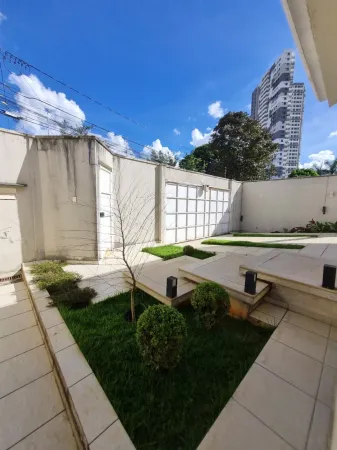 Sobrado com 5 Quartos à Venda, 359M² no Parque Amazônia - Goiânia