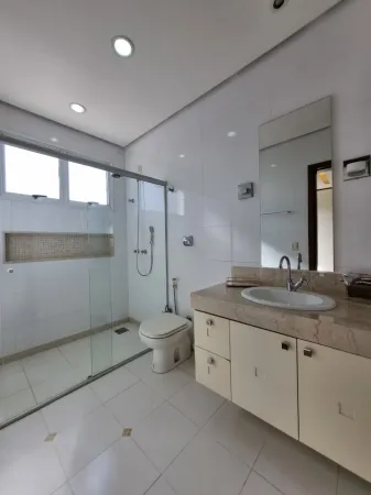 Sobrado com 5 Quartos à Venda, 359M² no Parque Amazônia - Goiânia