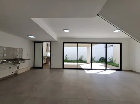 Sobrado Jardins Marselha