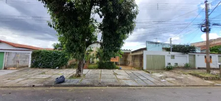 Lote a Venda no Jardim América