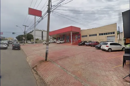 Prédio no Panorama Parque