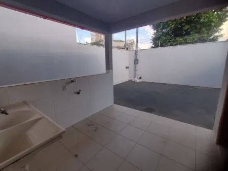 Casa no Jardim Atlântico