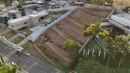 Terreno no Condomínio do Lago